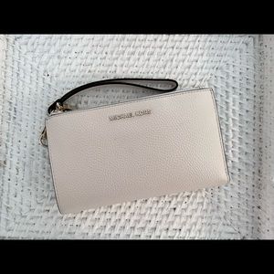Kate Spade Clutch wallet